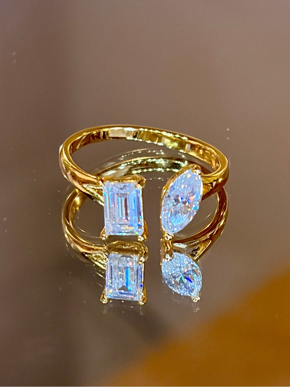 New 18K Gold Plated Toi-et-moi Marquise/Emerald cut Moissanite ring - Picture 6 of 7